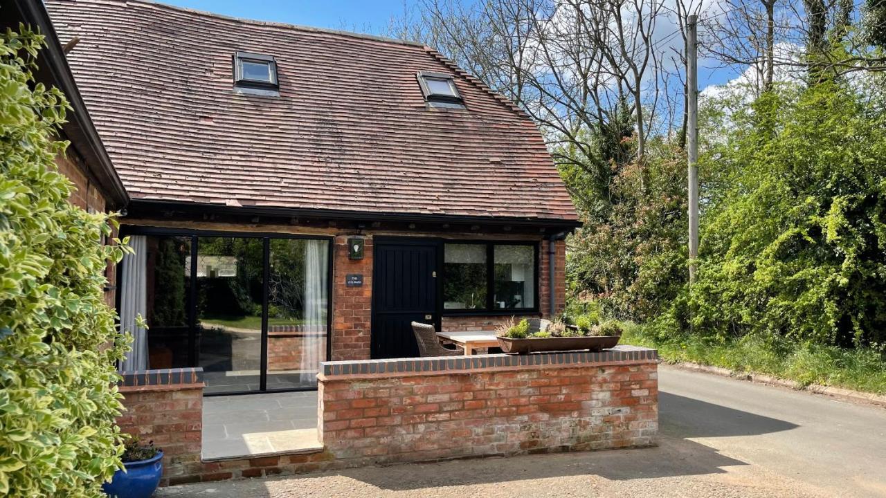 Elegant Peaceful Barn In Rural Village Setting Close To Stratford Upon Avon ภายนอก รูปภาพ