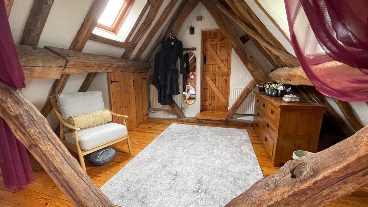 Elegant Peaceful Barn In Rural Village Setting Close To Stratford Upon Avon ภายนอก รูปภาพ